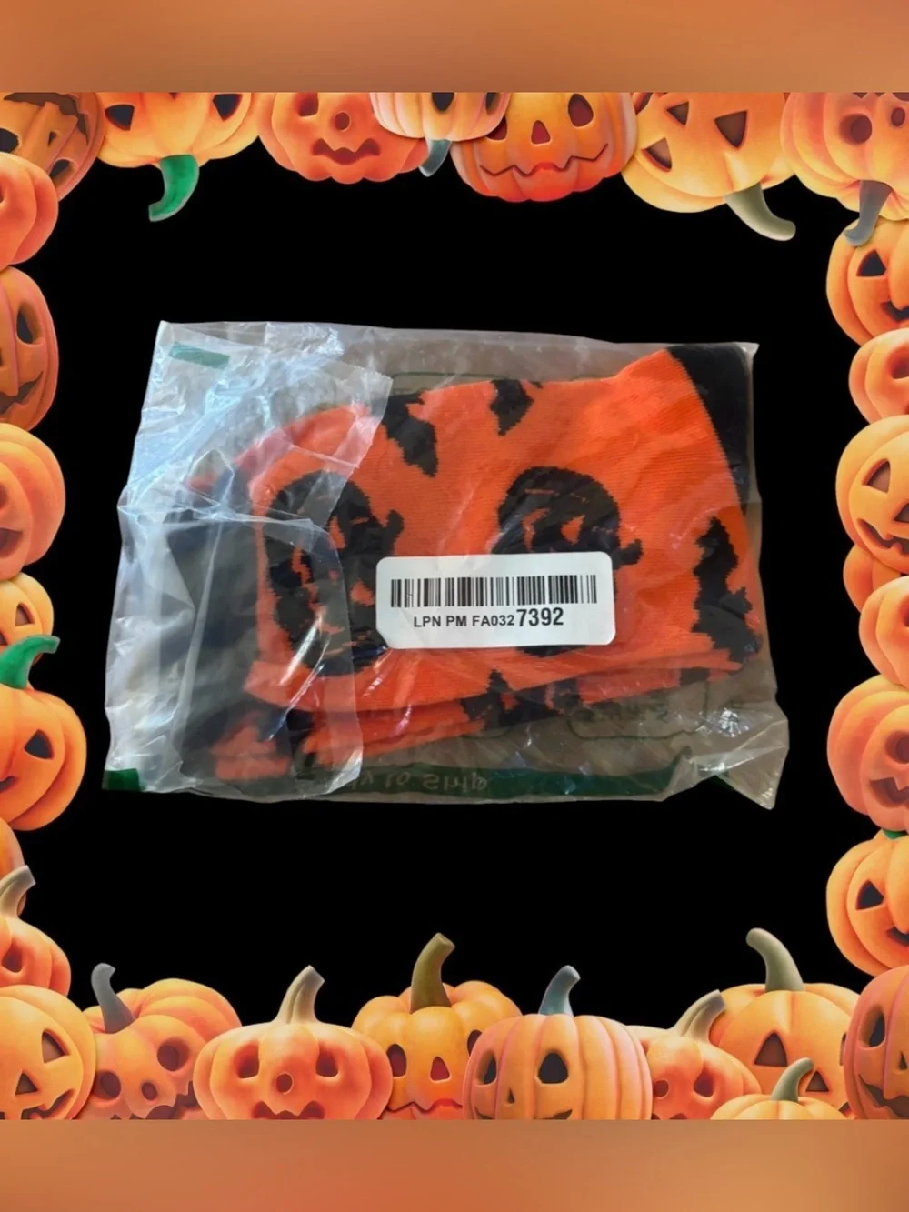 Veachog Halloween Socks - Women & Men Pumpkin and Bat Spooky holiday theme socks
